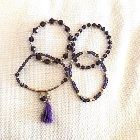 Beautiful 4pc bracelet set - Picture 2 of 8